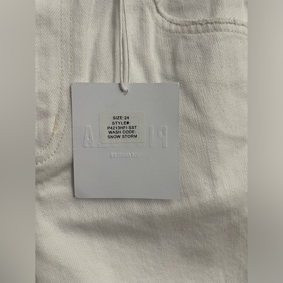 Pistola Kelly ‘90s Skater Denim Short - Picture 6 of 12